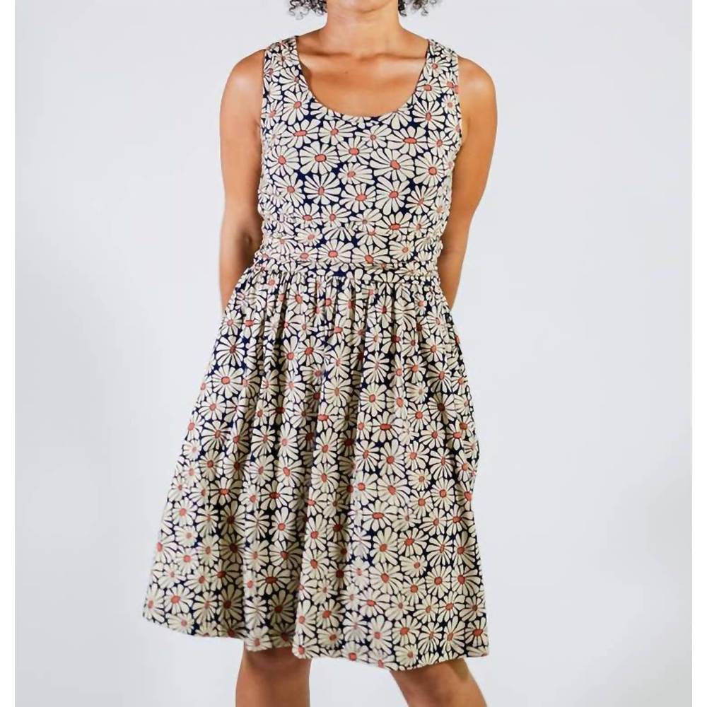 Sleeveless Daisy Print Fit & Flare Dress in Navy and Cream